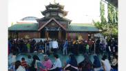 2.000 Kaum Duafa Potong Rambut Gratis di Masjid Cheng Ho Surabaya