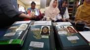 PPIH Embarkasi Surabaya Periksa Kelengkapan Dokumen Calon Jemaah Haji