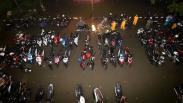Hujan Deras Mengguyur Surabaya, Ratusan Motor Terendam Banjir