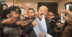 Usai Sidang, Fredrich Caci Maki Jaksa KPK dan Aparat Kepolisian