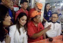 Ngopi Santai Bareng Ketua MPR, Hotman Bahas Hukum hingga Albothyl