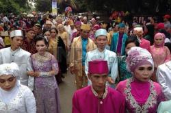 Ratusan Warga Tuban dan Bojonegoro Menikah di Malam Ganjil Ramadan<