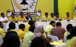 Rapat Pleno Golkar Tunjuk Airlangga Hartarto Gantikan Setnov