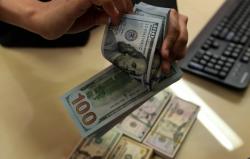 Data Ekonomi Positif, Dolar AS Kembali Menguat