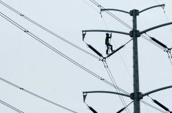 PLN Pasok Listrik Terangi Pulau-Pulau di Natuna