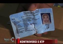 Kualitas Blangko E-KTP Jelek, Dispendukcapil Jombang Diprotes Warga 