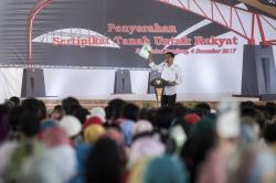Jokowi Sudah Bagikan 4,2 Juta Sertifikat Tanah Gratis