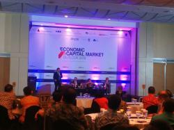 Dorong Kinerja Pasar Modal, OJK Siapkan Hedging untuk Investor