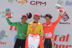 Anak Bangsa Kuasai Dua Etape Awal Tour de Central Celebes 2017