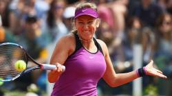 Rebutan Hak Asuh Anak, Azarenka Absen di Final Piala Fed