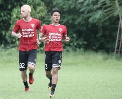 Diajak Comvalius Main di Thailand, Ini Jawaban Pemain Muda Bali United