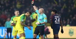 Laga PSG Vs Nantes Diwarnai Insiden Wasit Tendang Pemain