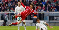Thomas Mueller Cetak Gol ke-100 di Bundesliga