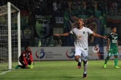 Perjuangan Persebaya Berbuah Trofi Liga 2