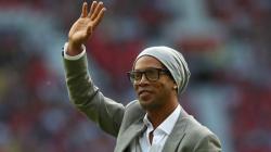 Niat Pensiun Tahun Depan, Ini Kegiatan Ronaldinho Selanjutnya