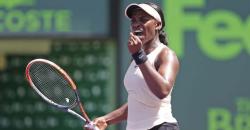 Kembali Kalahkan Azarenka, Stephens Bidik Titel Keenam