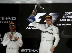 Bottas Kalahkan Hamilton di GP Abu Dhabi 2017