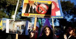 Giliran Demonstran Pro-Pemerintah Iran yang Turun ke Jalan