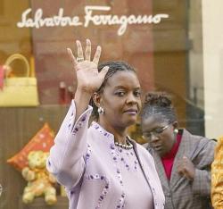 Mengintip Kehidupan Glamor Ibu Negara Zimbabwe Grace Mugabe