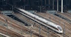 Kereta Cepat China Terbakar, Ratusan Penumpang Dievakuasi