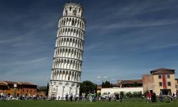Turis Jepang Ditemukan Meninggal di Menara Pisa Italia