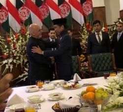 Dinilai Berani, Jokowi Terima Medali dari Presiden Afghanistan