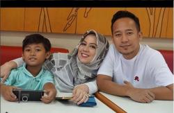 Karier Sukses, Denny Cagur-Shanty Ingin Cepat Naik Haji