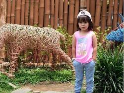 Gaya Cool Putri Zaskia Adya Mecca Bikin Gemas Netizen