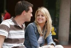 Kelamaan Jomblo, Begini Cara Mulai Kencan Lagi