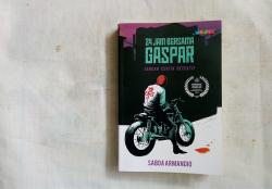 24 Jam Bersama Gaspar: Kisah Detektif, Humor, dan Kesehatan