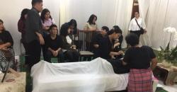 Jenazah Advent Bangun Dimakamkan di TPU Kampung Kandang