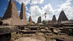 Enam Hari Jelajah Tanah Sumba Sambil Eksplor Budaya Megalitik Dunia