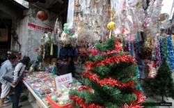 Ini Sederet Hiasan Natal Paling Hits di Pasar Asemka Jakarta