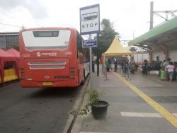 Seru, Wisata Belanja Naik Bus Tanah Abang Explorer