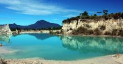 Intip Keindahan Danau Biru Singkawang, Tempat Tinggalnya Ghea Idol