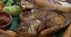 Lezatnya Sup Tahu Brokoli dan Ikan Goreng, Begini Cara Membuatnya