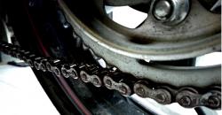 Penyebab Rantai Motor Cepat Kendur, Perhatikan Ini