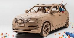 Skoda Bikin Mobil Terbuat dari Kardus