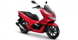 Tinggalkan Yamaha NMax, Honda PCX Didaulat Motor Terbaik 2018