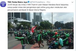 Demo soal Tarif, Ratusan Pengemudi Ojek Online Mulai Padati Monas