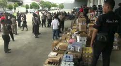 Polisi Kembali Temukan Gudang Makanan Kedaluwarsa di Cengkareng