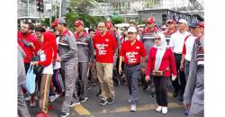 Temani JK Jalan Santai, Anies Puji Warga Sulawesi Selatan