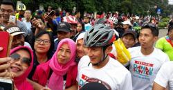 Sebelum Duel, Sandi dan Susi  Bersepeda Menuju Danau Sunter