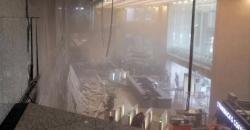 Plafon Lantai 1 Gedung Bursa Efek Runtuh, Belasan Korban Luka
