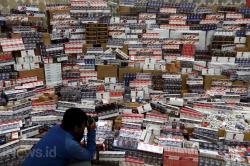 Bea Cukai Musnahkan 10,5 Juta Batang Rokok Ilegal