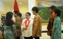 6 ABK yang Disandera di Libya Kembali ke Keluarga 