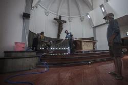 Pascapenyerangan, Gereja St Lidwina Bersih-Bersih