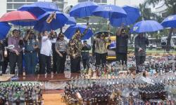 Musnahkan Barang Ilegal Puluhan Miliar, Begini Gaya Sri Mulyani dan Jenderal Tito