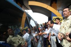 2 Menteri Tinjau Persiapan Sistem Ganjil Genap Tol Cikampek