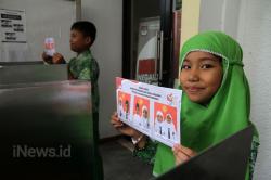 Pelajar SD Ikut Simulasi Pilpres 2019 di KPU